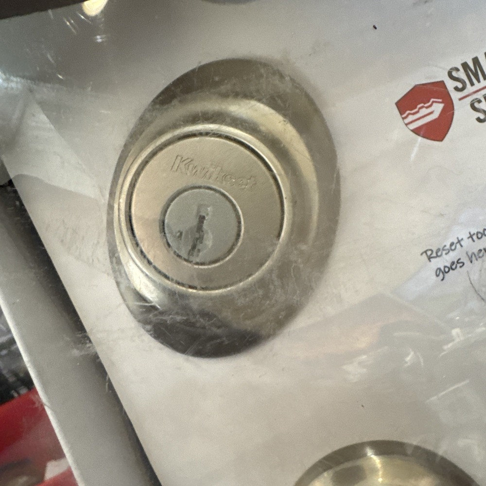 Kwikset Dakota Satin Nickel Door Lock Set with SmartKey Security‎ 96870-090